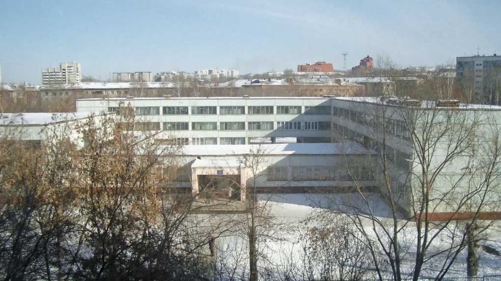 В Новосибирске эвакуировали гимназию №17