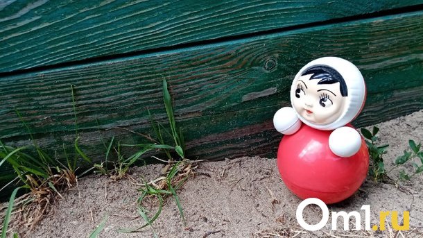 В Омске пропала девочка, игравшая во дворе жилого дома