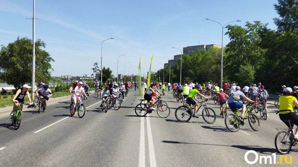 Велопрогулка под знойным солнцем и большой розыгрыш призов: как в Омске прошёл «ВелоОмск-2023»?