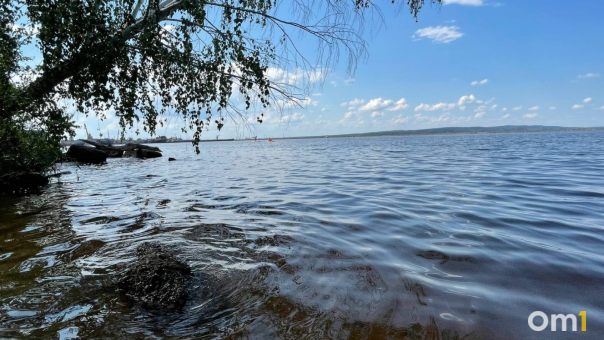 В Новосибирской области родители потеряли ребёнка на берегу реки