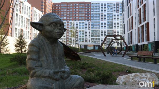 «Меркурий», «Венера», «Нептун», «Юпитер». Как застройщик реализовал в Новосибирске межгалактическую концепцию