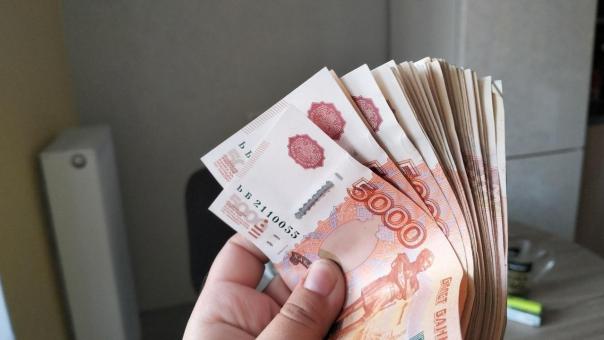 Провести кредитную амнистию и списать все долги предложил депутат Госдумы