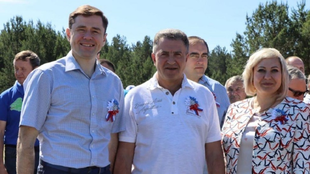 Депутаты Заксобрания поздравили жителей Новосибирской области с Днём России