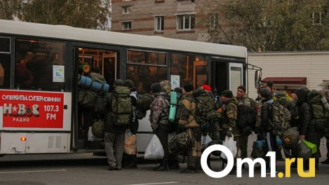 Довольствие 240 тысяч в месяц и досрочная пенсия: омичам рассказали о преимуществах службы по контракту