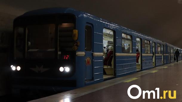 Мэрия Новосибирска отреагировала на ситуацию с мужчиной на костылях в метро
