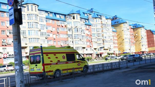 Под Омском 11-летний школьник на мопеде влетел под иномарку