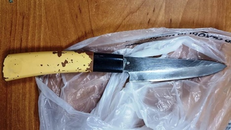 Не сошлись в музыкальных предпочтениях. Омич ударил пенсионера ножом в живот за «не ту» музыку