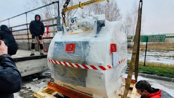 Аппарат МРТ из Франции привезли в новую поликлинику в Новосибирске