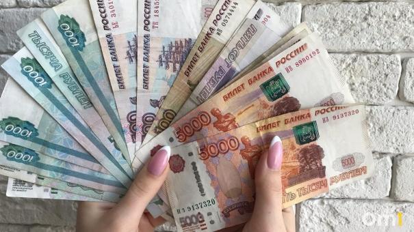 Омичка заставила девушку гулять голой по кладбищу