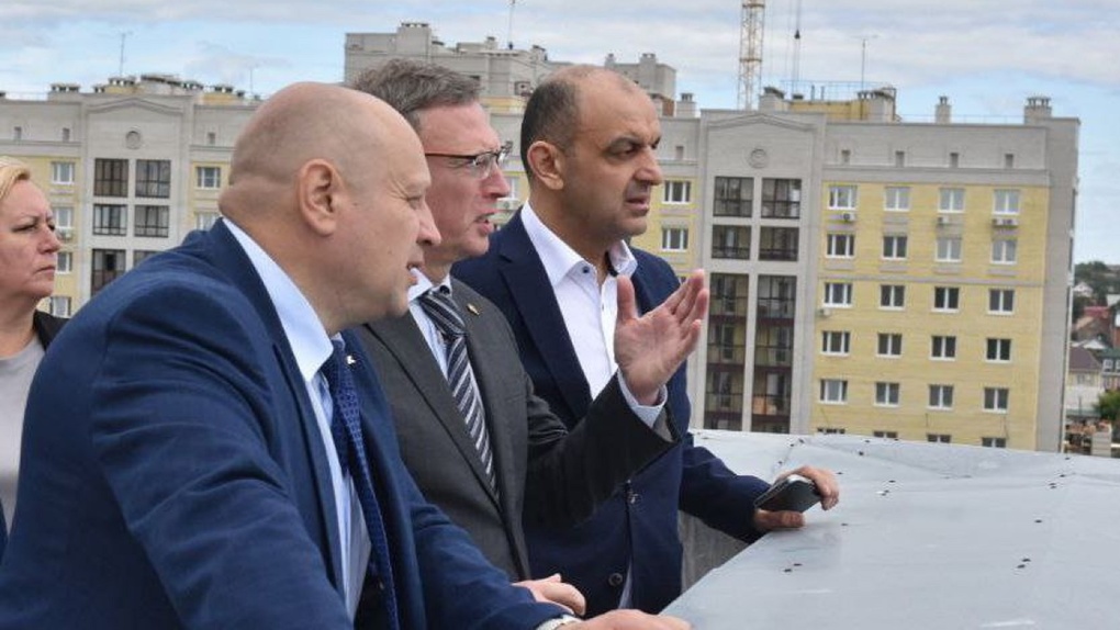 Мэр Омска показал Александру Буркову будущий микрорайон «Северное сияние»