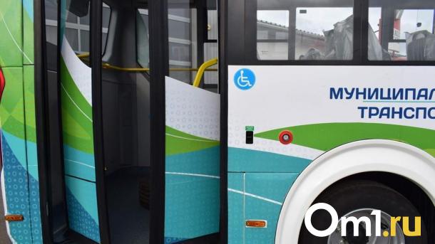 В Омске с 1 июля изменится схема движения автобуса № 25