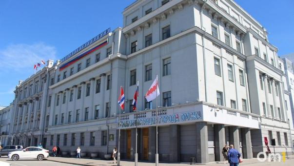 В Омске на 15 % увеличили зарплату дорожным рабочим