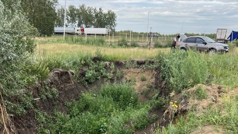 Под Омском «накрыли» незаконный глиняный карьер