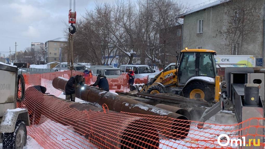 В Новосибирске перекрыли проезд по улице Плахотного из-за вчерашней аварии