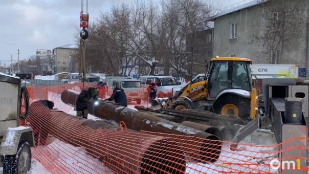 В Новосибирске перекрыли проезд по улице Плахотного из-за вчерашней аварии