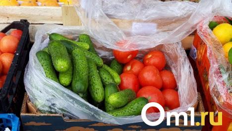 Дешевле на 8 %: в Омске снизились цены на яйца и овощи