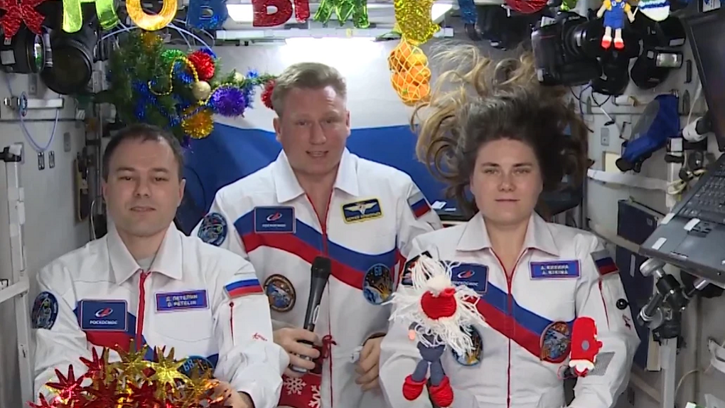Как украсили космическую станцию в невесомости рассказала новосибирская космонавтка Анна Кикина
