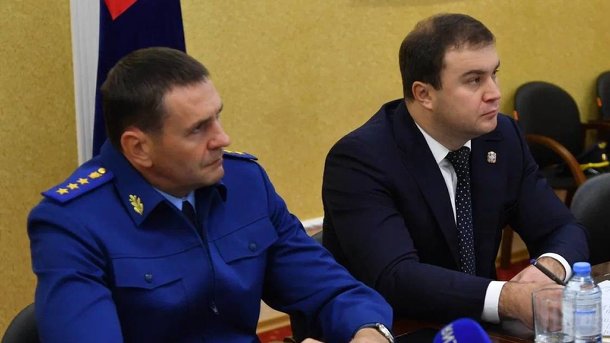 В Омске заместитель генпрокурора РФ Дмитрий Демешин и Виталий Хоценко провели приём граждан
