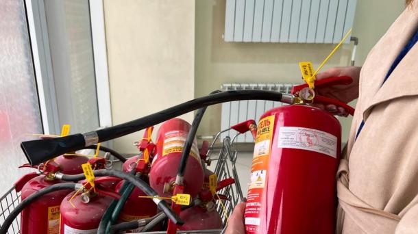 Жительница Новосибирска спасла пожилую соседку из горящей квартиры