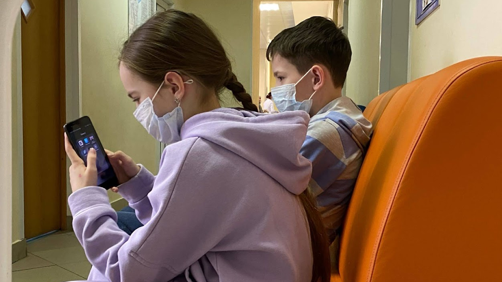 Об угрозе вспышки кори и дифтерита в России рассказал иммунолог Жемчугов