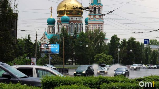 Гроза и жара надвигаются на Омск