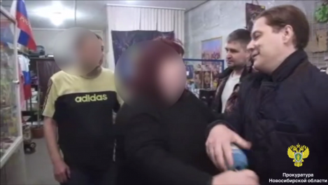 Женщину в Новосибирске осудили за насилие над журналистом: детали дела