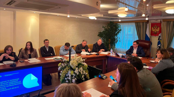 На оборонно-промышленные предприятия Новосибирской области ищут 870 специалистов