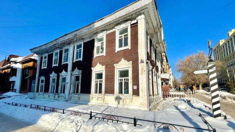 Столетнюю купеческую усадьбу продают за 30 миллионов рублей в Новосибирске