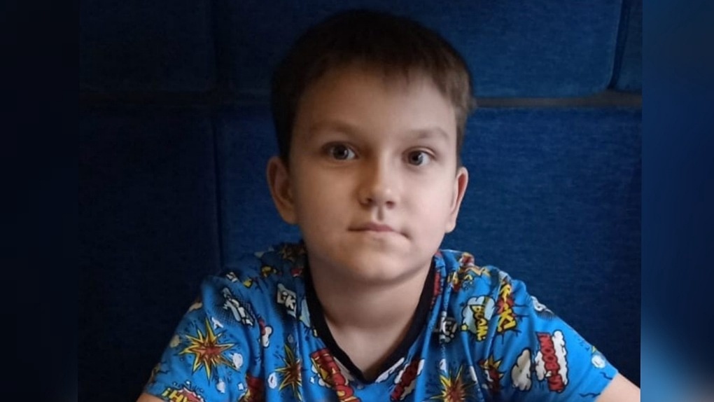 Деньги на лечение мальчика со страшным заболеванием ищут в Новосибирске