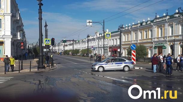 Опубликован список омских улиц, на которых водителей могут оштрафовать