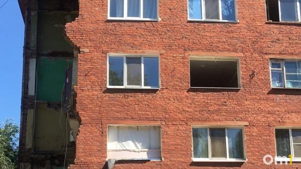 Выделили 174 миллиона. Стало известно, когда выплатят компенсации жильцам обрушившейся омской пятиэтажки