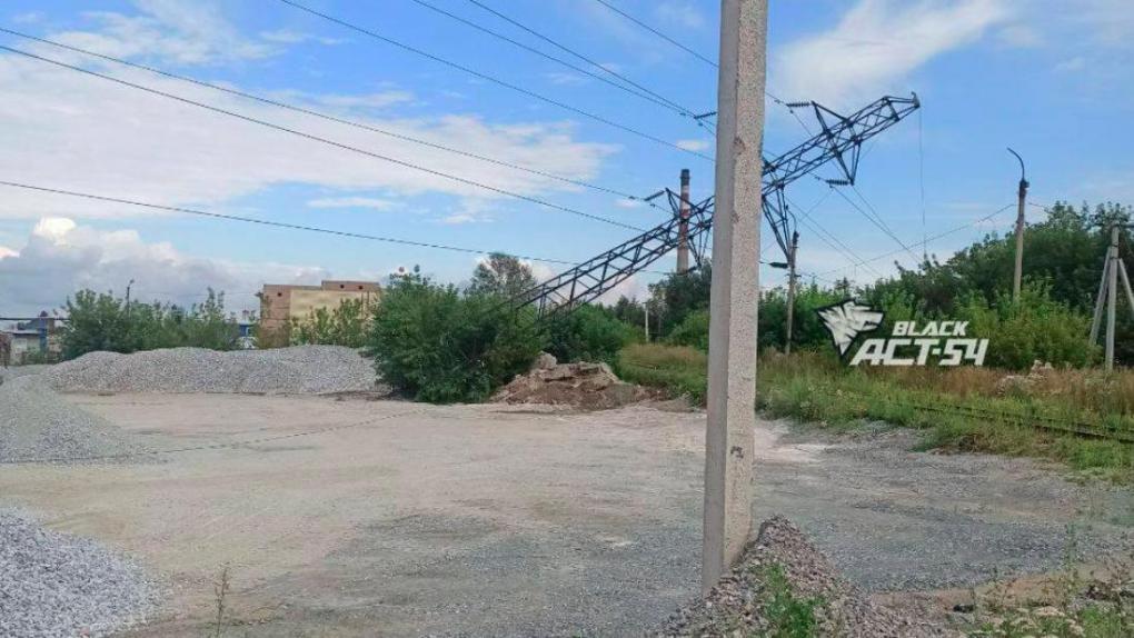 Академгородок и Бердск остались без света из-за водителя погрузчика