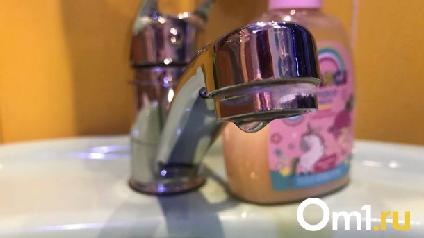 В нескольких районах Омской области остались без питьевой воды в 35-градусную жару