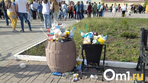 После праздника из Омска вывезли 5 тонн мусора