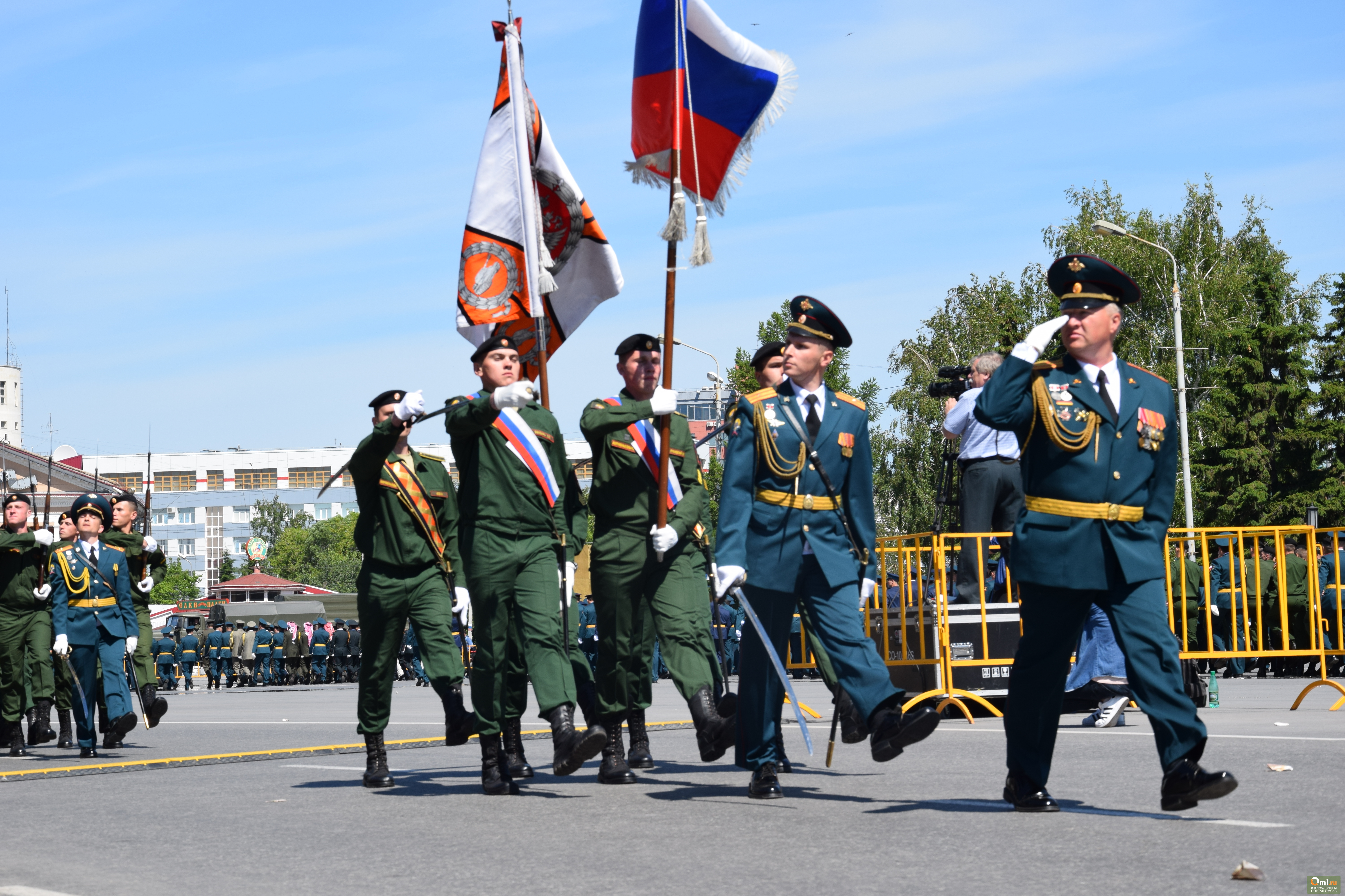 Омск военное. Автобронетанковый инженерный институт Омск. ОАБИИ. Омский военный оркестр. Танковый институт.