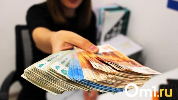 Омичей предупредили об опасности «покупки» «Пушкинской карты»