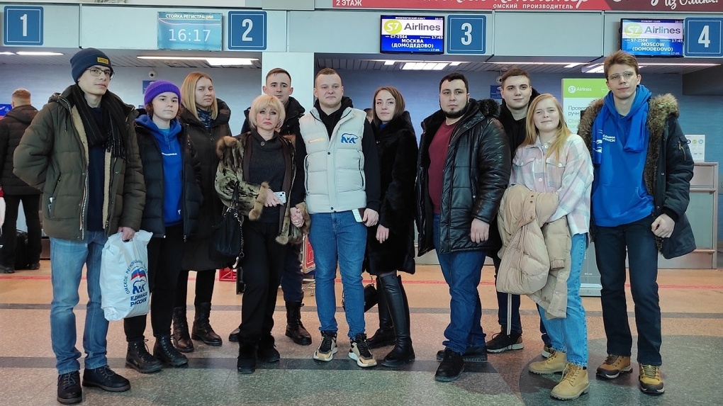«Мы едем помогать мирному населению»: омские волонтёры отправились в ЛНР