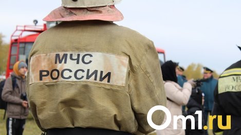 Омич получил страшные ожоги во время пожара в десятиэтажке