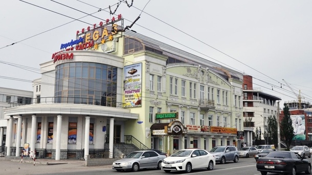 В Омске продают столетний особняк около горсовета и музыкального театра