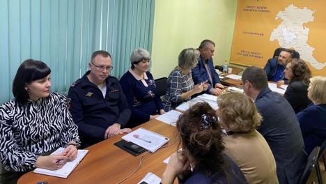 В Омском районе обсудили особенности предоставления мер поддержки участникам СВО и их семьям