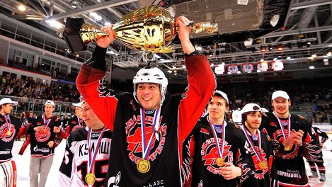 «Омские Ястребы» Евгения Корноухова: где они сейчас?