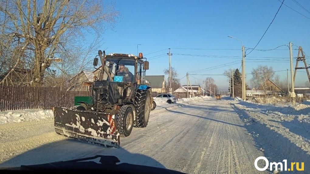 Трактористам предлагают зарплаты от 110 тысяч рублей в Новосибирске