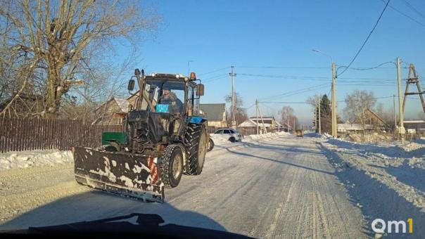 Трактористам предлагают зарплаты от 110 тысяч рублей в Новосибирске
