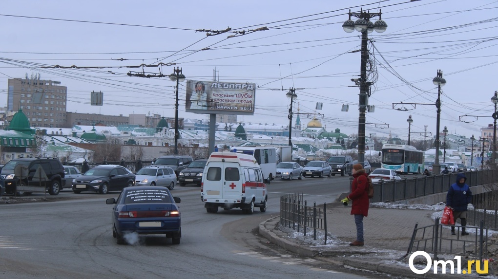 Снегопад стал причиной пробок в Омске: где объехать?