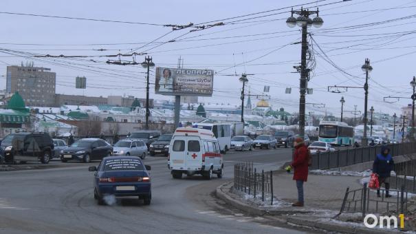 Снегопад стал причиной пробок в Омске: где объехать?