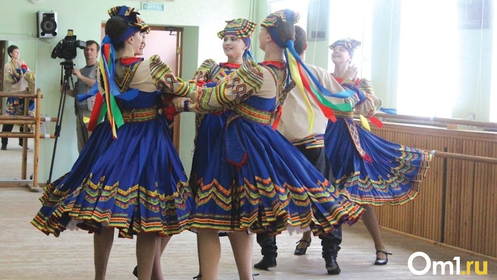 Танцоры из Китая прилетят в Новосибирск учиться русским народным танцам