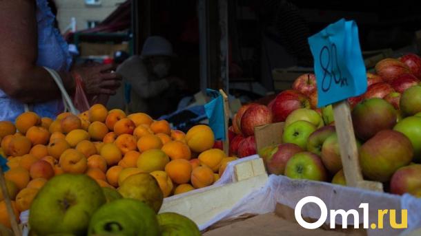 Заражённые фрукты: в Омск из Киргизии не пустили тонны персиков