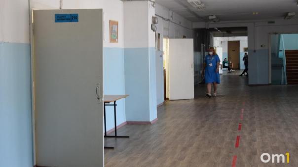 В омском Минобре ответили на жалобу о безграмотности учителей в сельской школе