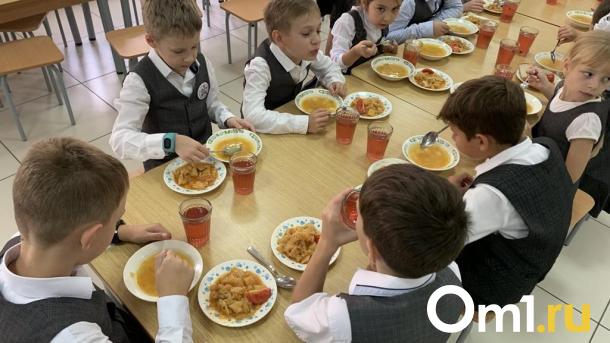 В омской школе, где пожаловались на йогурты с плесенью, не нашли нарушений