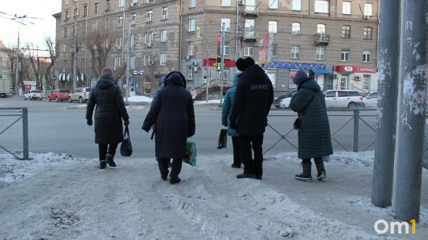 За неделю 69 жителей Новосибирска получили травмы из-за гололёда на тротуарах